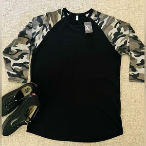 Dream USA New TShirt - 3/4 Sleeves - Men’s Size 2XL - Black with Camo Sleeves